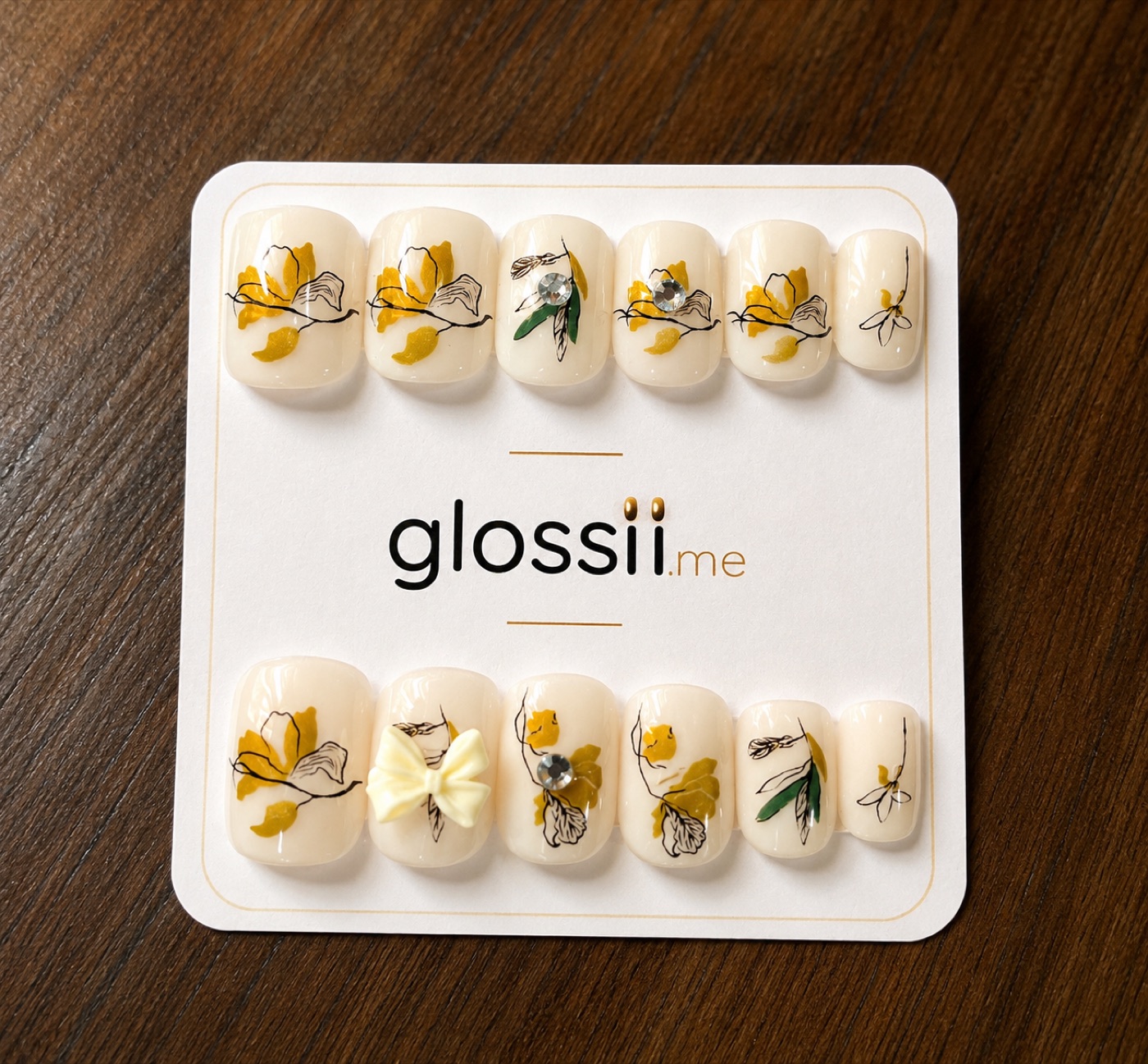 Golden Bloom photo 3